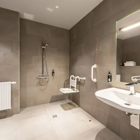Ninetynine Hotel 3*